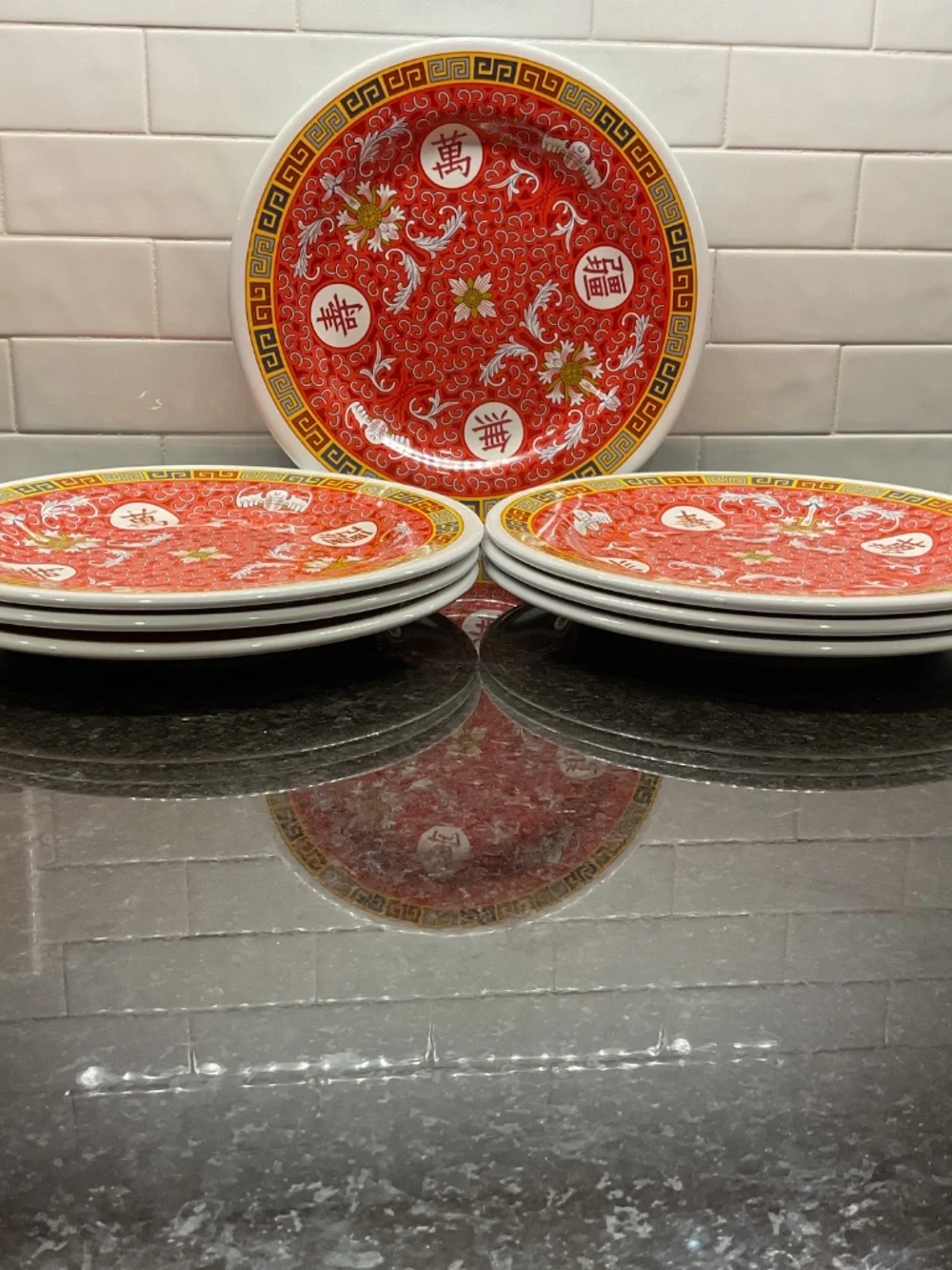 Melamine Red and White Round 10